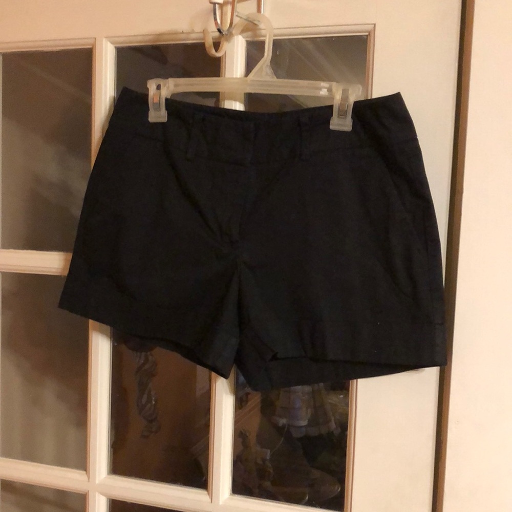 Cuffed Shorts. Black